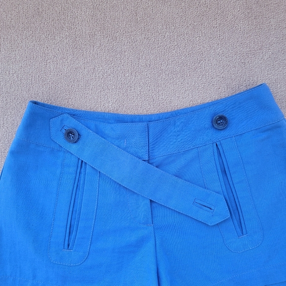 See by Chloe blue linen blend shorts - Picture 2 of 9